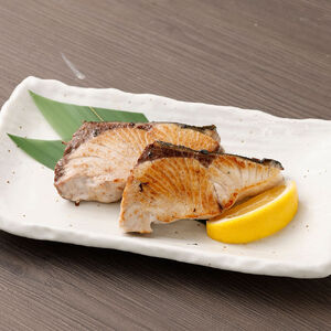 天然ブリ まるごと1本 5kg～8kg 土佐清水産 下処理なし【天然ブリ】【R00873】