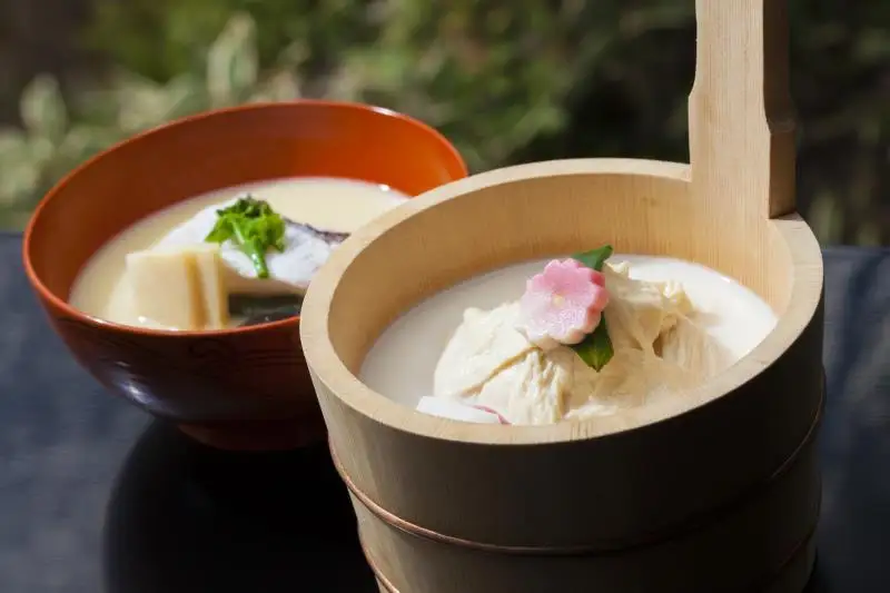 【松山閣】ペアお食事券(ランチ)［ 京都 原谷苑 料亭 京料理 食事券 2名分 人気 おすすめ お取り寄せ 通販 送料無料 ふるさと納税 ］