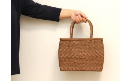 山ぶどう かごバッグ 菱形網代編み手提げバック 中サイズ 山形県 tm-kgtbx