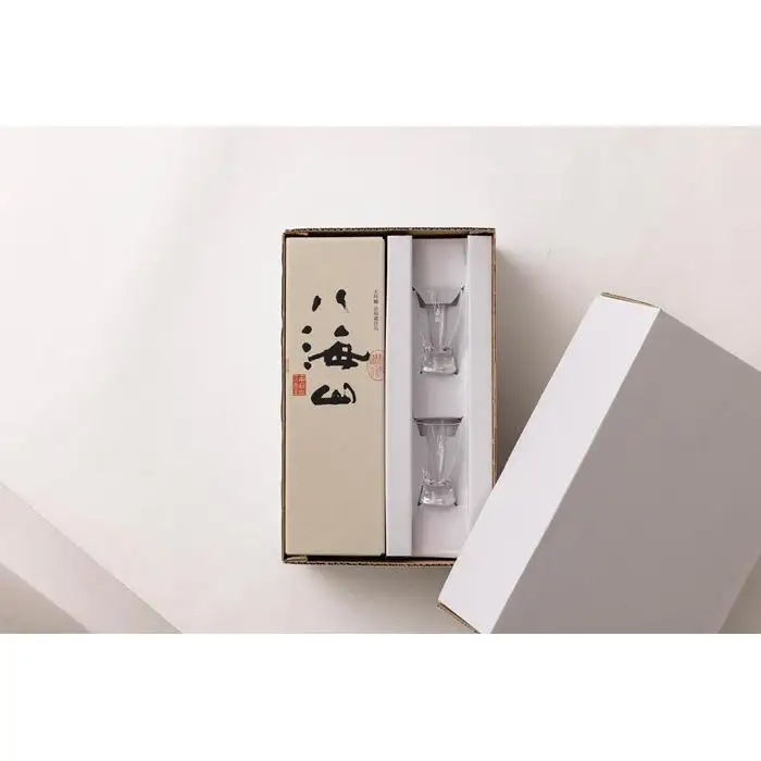 越後の名酒「八海山」 大吟醸 浩和蔵仕込【720ml】と冷酒グラス 70ml×2個セット | 八海山