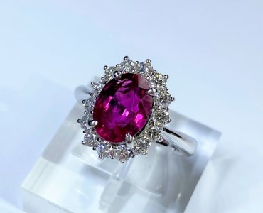【一点限り】Pt900　ノーヒート（非加熱 ）ルビー（3.176ct）リング 　K04136-H