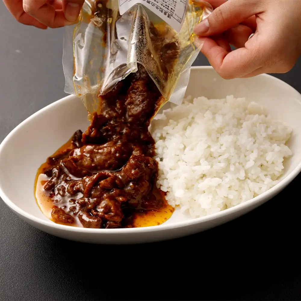 博多和牛を使った濃厚自家製カレー