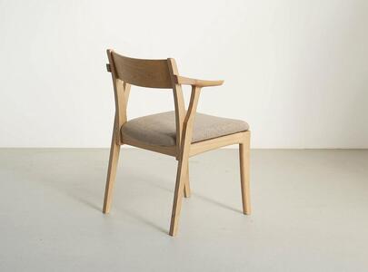 ダイニングチェア　FAME　オーク材　大川家具　大川市