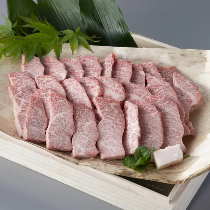 包装対応可【A-6552】実生庵 桐箱入り 近江牛 A５等級 ロース 焼き肉用 ５００ｇ ［高島屋選定品］