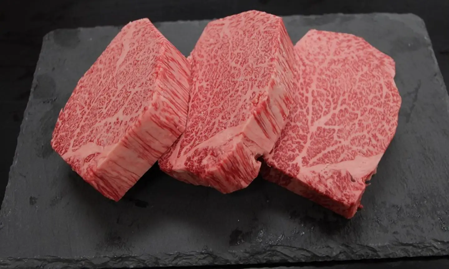 佐賀牛（A5ランクプレミアム）ヒレステーキ 200g×3枚：B730-007