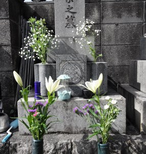 お墓のお掃除・献花サービス【碧南市内墓地限定】　H088-008
