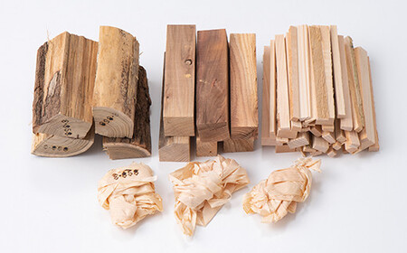 《火のごちそう FIREWOOD MIX》 薪 ミニサイズ 約2～3kg 『(有)遠藤製函』 たき火 ひとりキャンプ 山形県 南陽市 [1783]