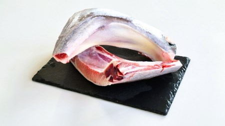 大きな 天然 まぐろ カマ 業務用 約6kg BBQにも (a10-907)