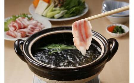 AS-427 鹿児島黒豚しゃぶしゃぶセット（計900g） 黒豚 しゃぶしゃぶ 豚 肉 鹿児島県 薩摩川内市