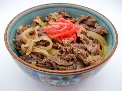 数量限定 近江牛 牛肉 切り落とし すき焼き しゃぶしゃぶ 肉じゃが 500g 日本三大和牛 和牛 黒毛和牛 国産 お肉 肉 竜王産 滋賀県 竜王町 産地直送 冷凍 送料無料
