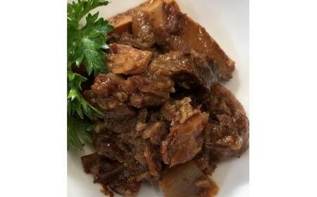 【近江牛 すじ煮込み】肉 牛肉 冷凍 ブランド牛 三大和牛 和牛 黒毛和牛 冷凍食品 お弁当 おかず お惣菜 産地直送 滋賀県 竜王