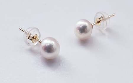 真珠 ピアス 5.5 ～ 5.9 mm ( K18 YG ) アクセサリー パール ジュエリー 三重 伊勢 志摩 真珠 パールアコヤ真珠 アコヤ貝 あこや 冠婚葬祭 慶事 誕生日 結婚式 記念日 お祝い 贈り物 ギフト 普段使い 愛らしい小粒の輝き、ベビーパール ピアス