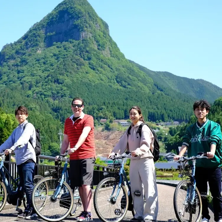 レンタサイクルで曽爾村を満喫トレーラー宿泊セット // 奈良県 曽爾村 宿泊 貸切 トレーラー宿泊 アクティビティ レンタサイクル サイクリング 温泉 バーベキュー BBQ 川遊び 入浴券付 1泊2食付 家族 夏休み キャンプ
