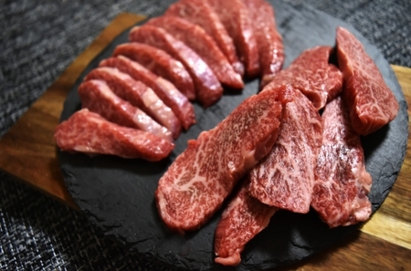 【近江牛 定期便【近江ぎゅっと便】全5回】肉 牛肉 ブランド牛 三大和牛 和牛 黒毛和牛 バーベキュー 贈り物 ギフト プレゼント 冷凍 滋賀県 竜王