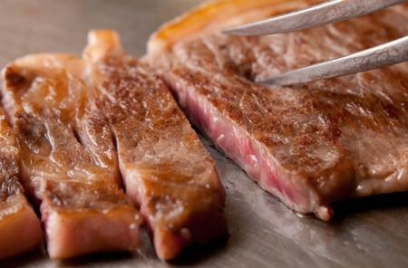 【近江牛と惣菜と近江米の定期便【彩八景の会】全12回】肉 牛肉 ブランド牛 三大和牛 和牛 黒毛和牛 贈り物 ギフト プレゼント 冷凍 滋賀県 竜王