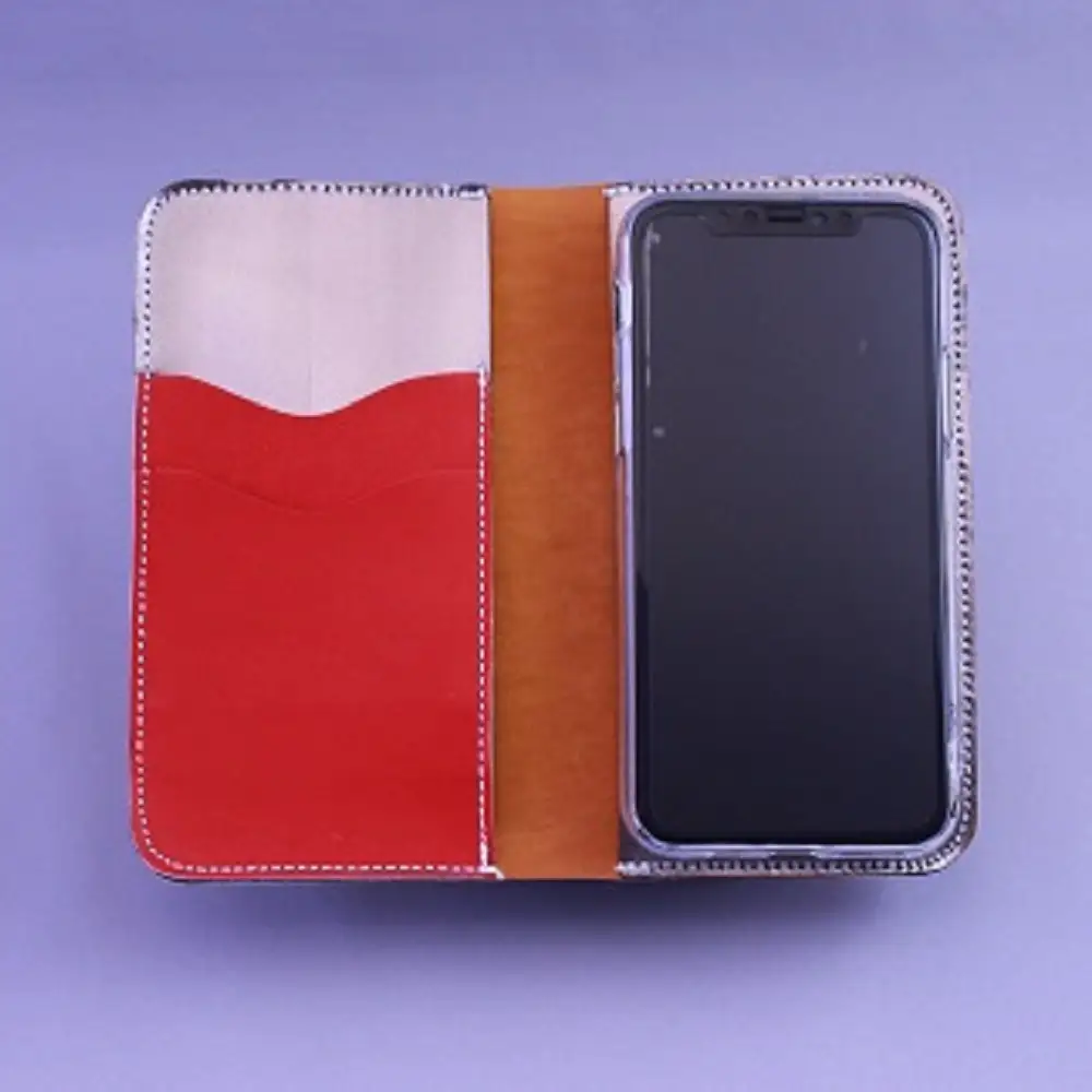 スマホケース(タン)：【iPhone11】