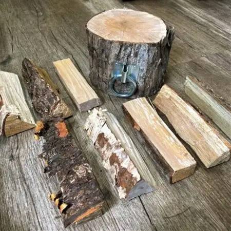 薪割り台セット 5kg 北海道産 広葉樹 キャンプ_北海道産 道東産 広葉樹 木の皮 焚き付け 用 薪 焚き火 初心者 ソロキャンプ キャンプ 10000円 北海道 釧路町 釧路超 特産品 _【1410200】