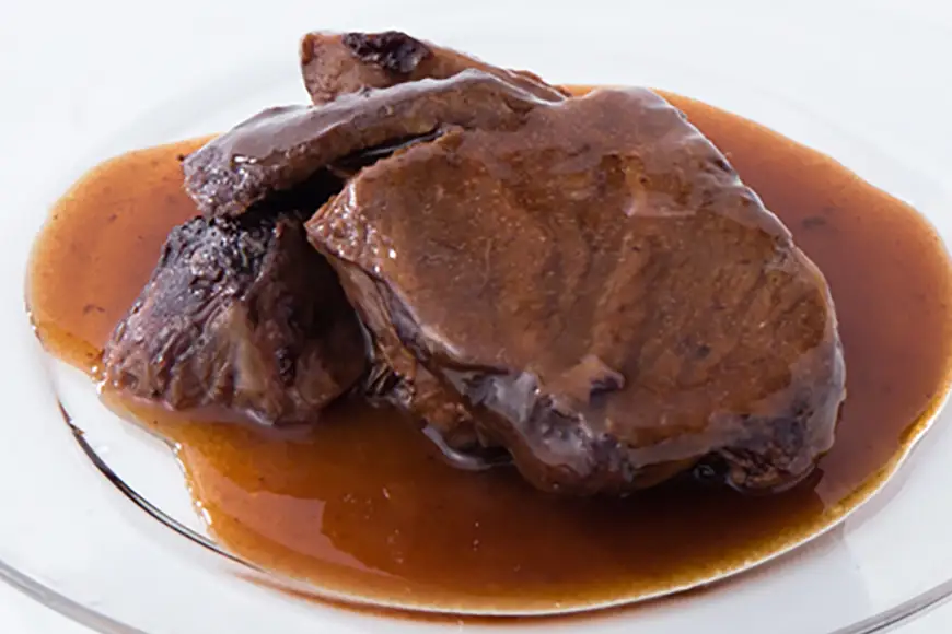 肉 牛肉 国産牛 ほほ肉の赤ワイン煮込み 岡崎八丁味噌風味