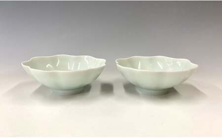 中仙窯 有田焼 青白磁輪花鉢ペア（中尾純作） bf006
