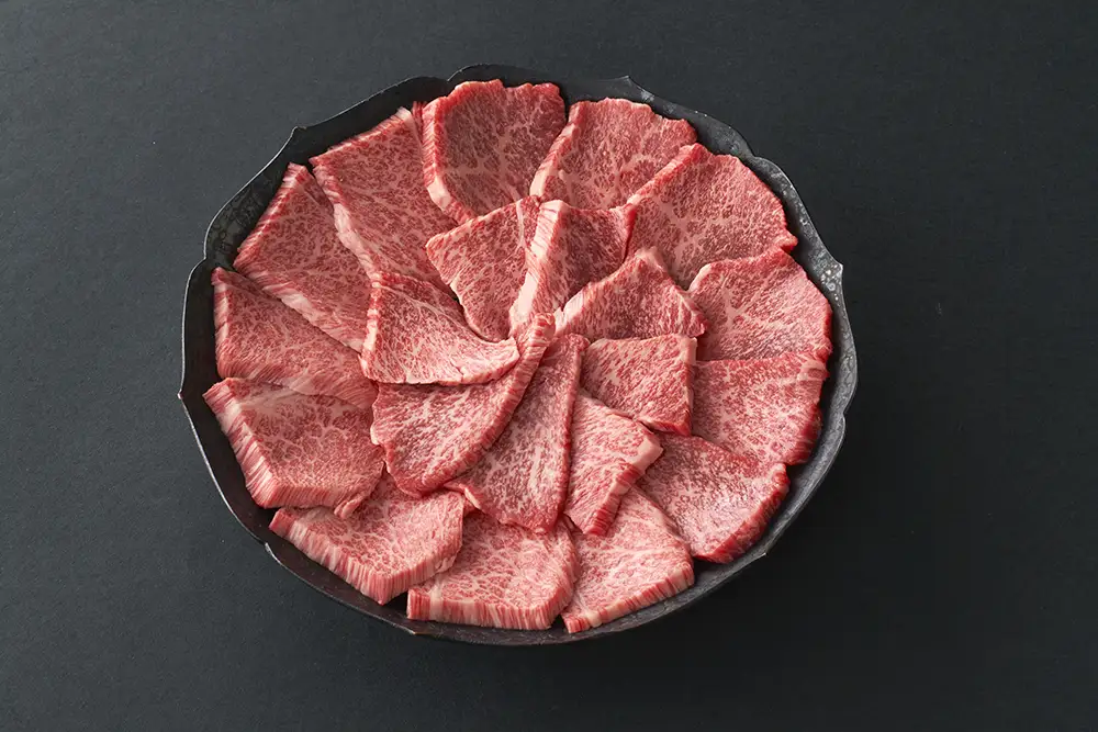 【一週間以内発送】【寛閑観】近江牛　極上『赤身』焼肉用（ランプ・イチボ） 300g【冷蔵】【FR12W】 近江牛  牛肉