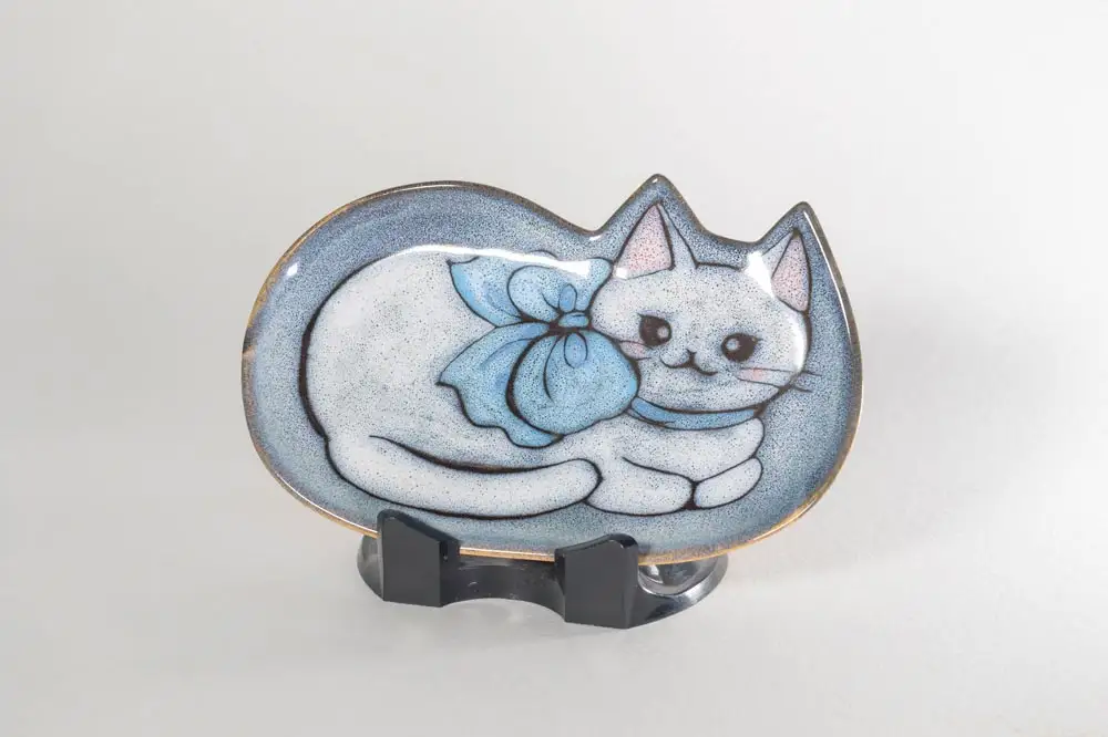 ねこ皿 株式会社 布引焼窯元 滋賀県 東近江市 A-B06 猫 ネコ 皿 小皿 陶器 食器 七彩天目 焼き物 伝統工芸品 工芸品 手描き 飾り皿 贈り物 ギフト