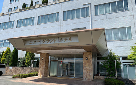 新庄ニューグランドホテル 宿泊補助券【9000円分】 山形県 新庄市 宿泊券 旅行 チケット F3S-1759