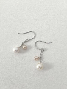 1354二見結ひ　真鍮ピアス（あこや真珠6.0mm、淡水真珠3.0mm）08　真鍮　二見　夫婦岩　あこや真珠　ギフト　プレゼント　普段使い