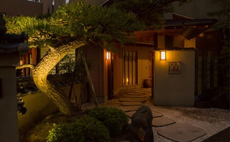 26-673．老舗・料亭吾妻「四万十川懐石コース」お食事券1名様分