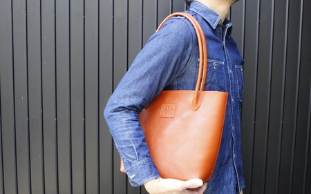 本革 手縫い の トートバッグ【work0002】