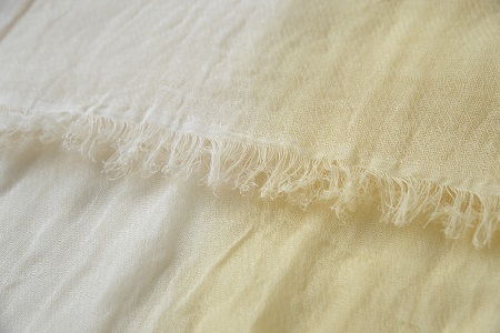 草木染 オーガニックコットン ストール 半染め（イエロー）【I000360Y】