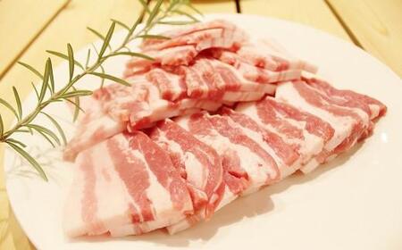京丹波高原豚 バラ 焼き肉 1kg （豚 ぶた肉 肉 豚肉 焼肉 豚バラ 国産 国産ブランド 京丹波高原豚 三元豚 ブランド 霜降り 焼肉 焼き肉 1kg １キログラム ジューシー こだわり 贈答 ギフト お歳暮 お中元 プレゼント お取り寄せ グルメ 冷凍 京都府 京丹波町 トン'Sキッチン）