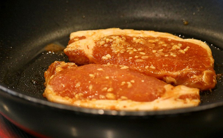 【桜八】こだわりお肉の味噌漬けセット 加工品 豚肉 おかず 肉料理 夕飯 お弁当 さるなし味噌 柚子味噌 とうがらし ゴマ醤油 鶏肉 鶏モモ 簡単 調理 