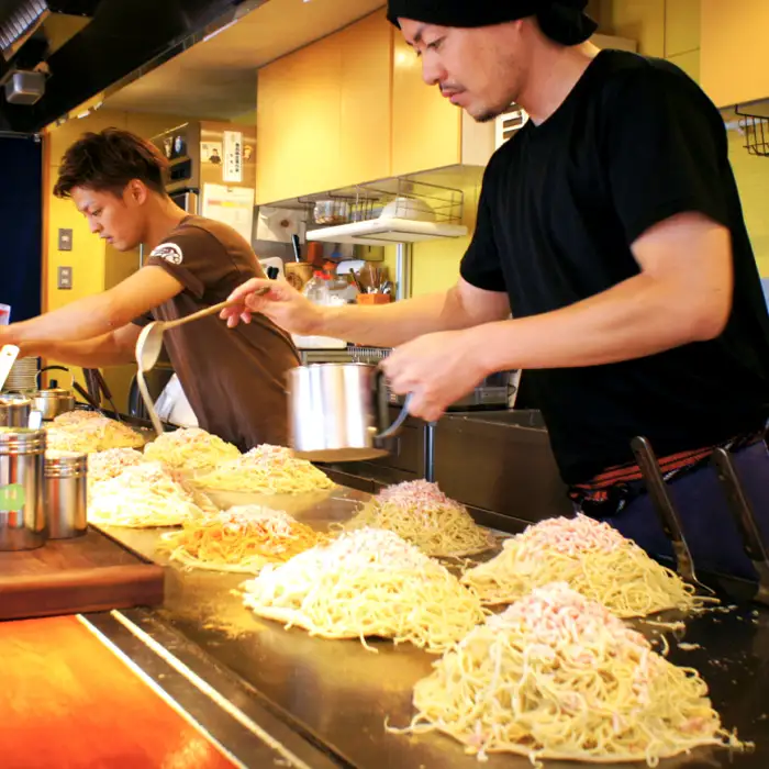 備後 府中焼き 5枚セット ／ お好み焼き おこのみやき ミンチ肉 ひき肉 挽肉 広島風 ご当地 グルメ ソウルフード 本場の味 中はフワッ 外はカリッ 一宮 いっきゅう こだわり人気 急速冷凍 お昼ごはん 夜ごはん 晩ごはん 昼食 夜食 広島県 特産 No.141