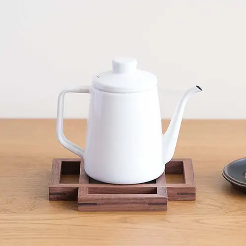 府中家具　鍋敷き Sサイズ　ウォールナット No.583