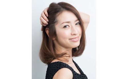 プロの白髪かくし　グレイシア（ブラウニーブラック4NB・ダークブラウン6NB・ライトブラウン8NB）無添加 ヘアカラー トリートメント 白髪染 部分 ヘアマニキュア 簡単 生え際 美容室 サロン専売 手軽 素手 女性用 レディース 自然 専用ブラシ  ブラウニーブラック4NB
