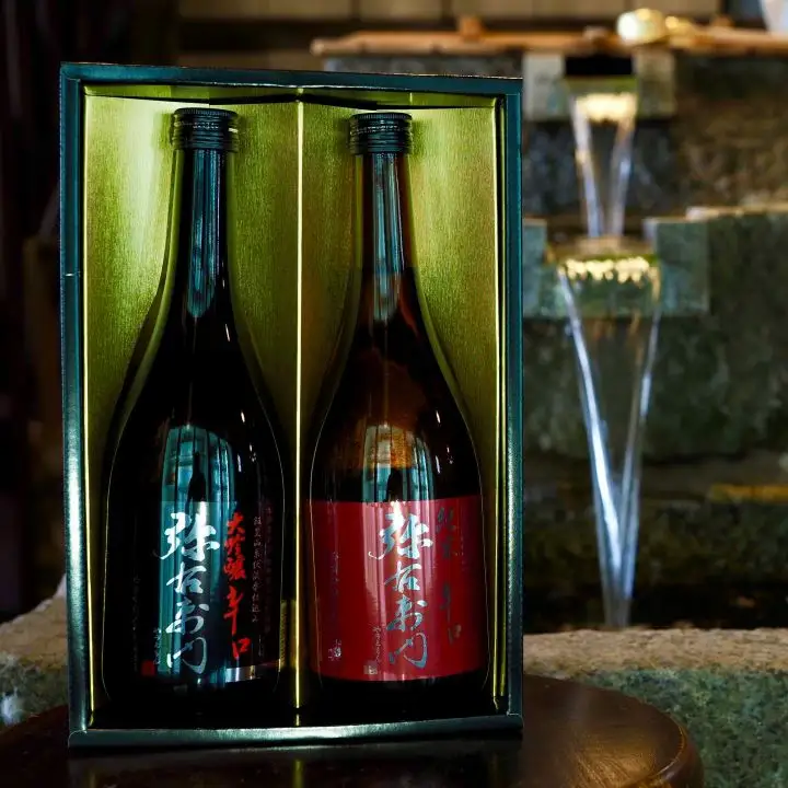 日本酒　純米辛口弥右衛門　大吟醸辛口弥右衛門　720ｍｌ各１本（計２本）　辛口　弥右衛門セット　飲み比べ　セット　ギフト　お土産　大和川酒造　会津　喜多方【07208-0081】