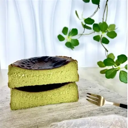とろける抹茶バスクチーズケーキ　420g/1個_菓子・スイーツ ケーキ  _【配送不可地域：離島】【1428575】