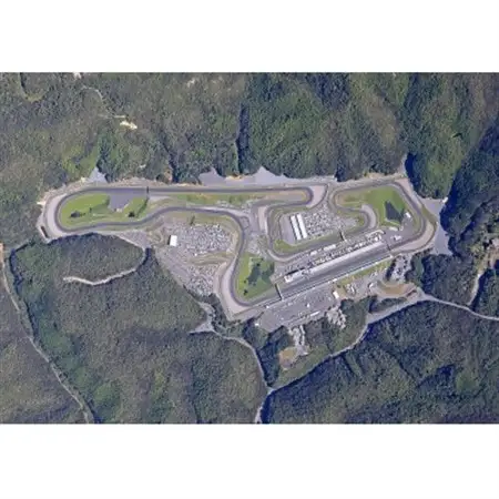 岡山国際サーキット　ペア入場チケット(体験走行付)_旅行券・チケット  入場券・優待券   旅行券・チケット  体験チケット _【1451936】