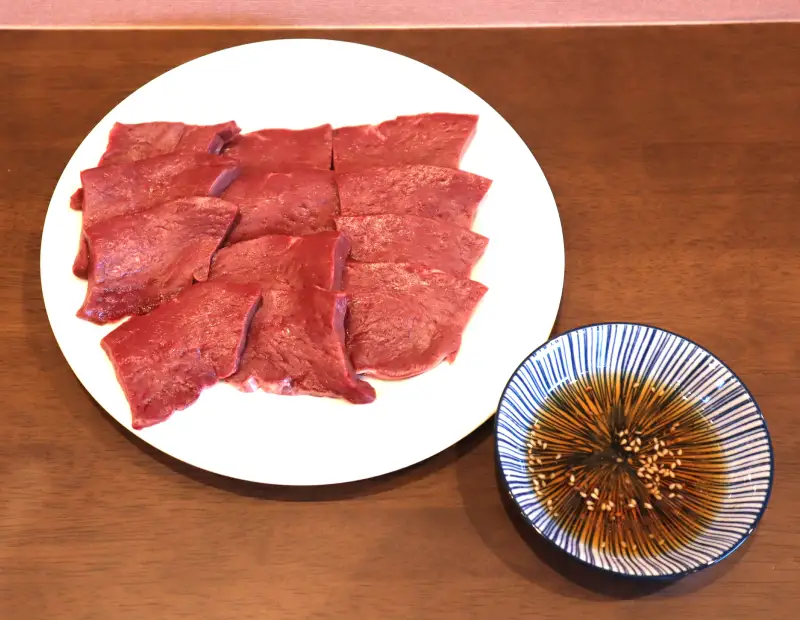 焼肉屋さんの新鮮三種盛セット_B168-005