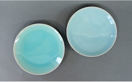有田焼 翡翠天青取皿 2枚セット【梶原大敬 茂正工房】器 うつわ 食器 皿 取皿 菓子皿 デザート皿 2枚 セット ペア 青磁 翡翠 天青 青 夏 上品 シンプル 作家 ろくろ 電子レンジ対応 30000円 3万円 A30-779