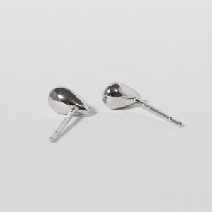 プラチナ しずく 小 ピアス  山梨 プラチナピアス シンプル シンプルピアス プラチナ PT900 ジュエリー アクセサリー 山梨県 甲斐市 BQ-39