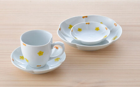 【波佐見焼】花★花 プレート 大・中・小 ミニ マグカップ 4点セット （黄色） 食器 皿【松幸陶芸】[HB54] 波佐見焼