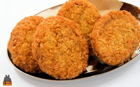 《マツコの知らない世界で紹介》 徳之島の旨みあふれる豚肉使用！徳之島の豚メンチカツ（20個）（ 豚肉 たまねぎ 唐辛子 ヤマシークニン おかず お弁当 おつまみ 肉汁 美味しい 簡単 料理 徳之島 奄美 鹿児島 冷凍食品 人気 オススメ ）