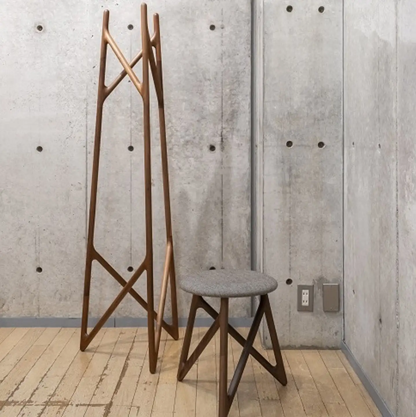 アール 40スツール Oak【諸富家具】：C256-001