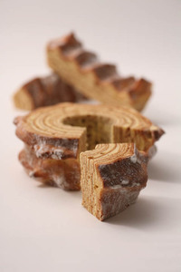 リアスバウムクーヘン / バームクーヘン バウムクーヘン お菓子 スイーツ 焼き菓子 おやつ デザート 洋菓子 お取り寄せ 人気 ギフト プレゼント お祝い 結婚祝い 内祝い 7000円 7千円 七千円 伊勢 志摩 三重県