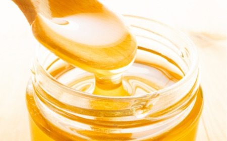 完熟百花蜜・天然のはちみつ　300g×2本　【12203-0068】