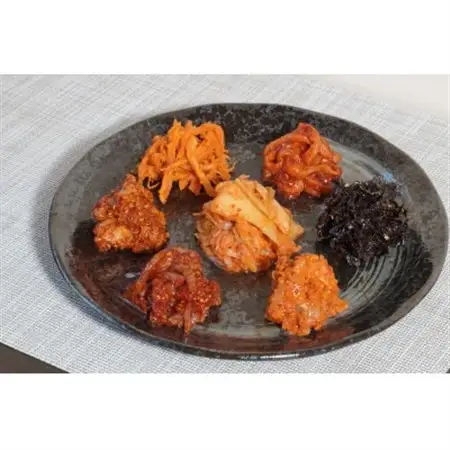 本場韓国の味!全て手作りのりキムチ　計360g(120g×3パック)【配送不可地域：離島】【1467725】