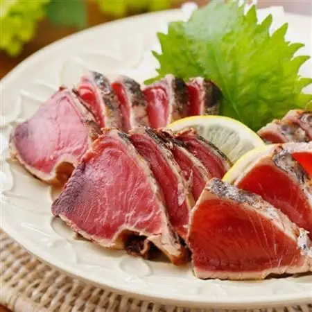 ガーリック鰹タタキ＆さつま揚げ詰め合わせ A0-22_ かつお 枕崎 カツオ 鰹 かつおのたたき 鰹タタキ 一本釣り 1本釣り さつまあげ 薩摩揚げ 鹿児島 枕崎 海鮮 人気 おつまみ 酒のつまみ _【配送不可地域：離島】【1460788】