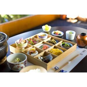 BARCOS RYOKAN 三朝荘「日帰り休憩スタンダードプラン」ペア利用券