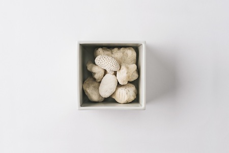 【数量限定】MASU / 珊瑚ディフューザー(白)・01 KERAJI(10ml)【100％天然アロマ】-CARTA-